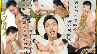 ACST402 臭い足を舐め 臭い足を咥え チンポに留まったチンカースーを 舐め取り興奮する淫乱野郎達 2