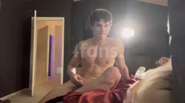 CJ Clark (cjclarkofficial) – Unseen scenes from my sextape with Valentino Aston (valentino.aston)